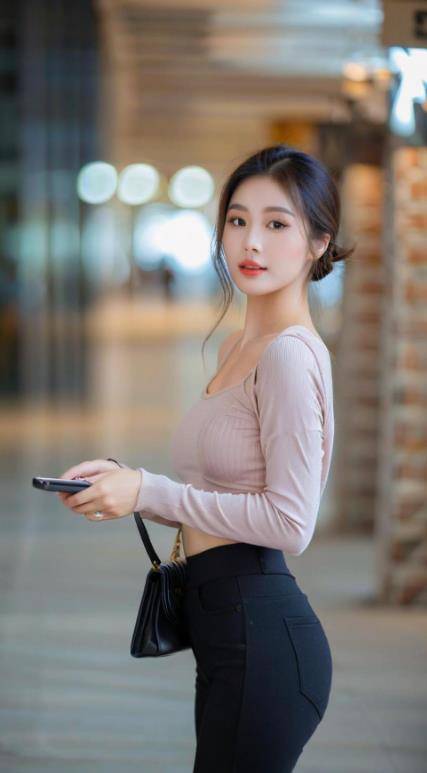 刻满足你的时尚范让你充满女人味！j9九游