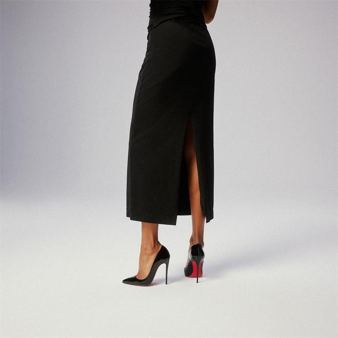 红底鞋揭秘！2025必买10双精品高跟鞋推荐九游会·j9网站VMAs大奖Rosé同款CL(图10)